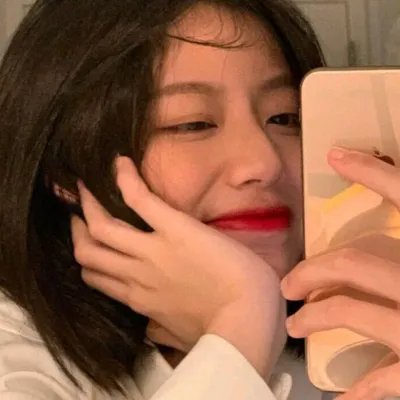 于烈火中昂扬前行